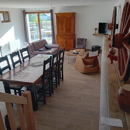Gite Ferme Du Marronnier Derchigny Εξωτερικό φωτογραφία